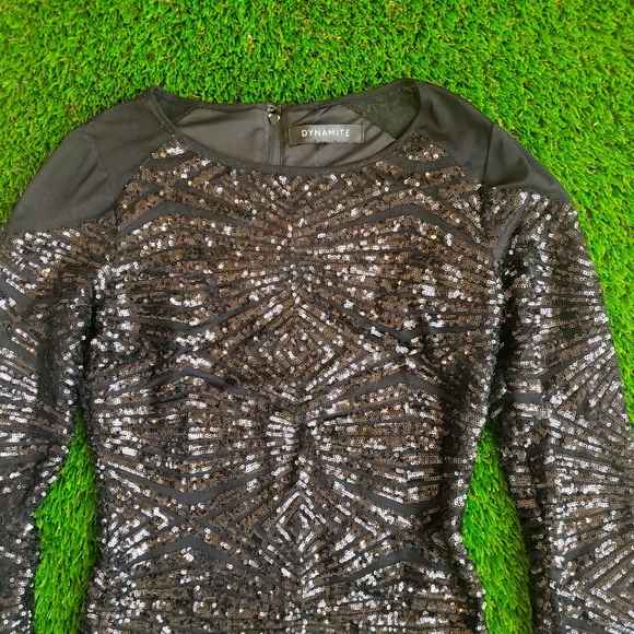 NWOT Dynamite Classy LongSleeve Black Sequin Dress - Picture 1 of 5